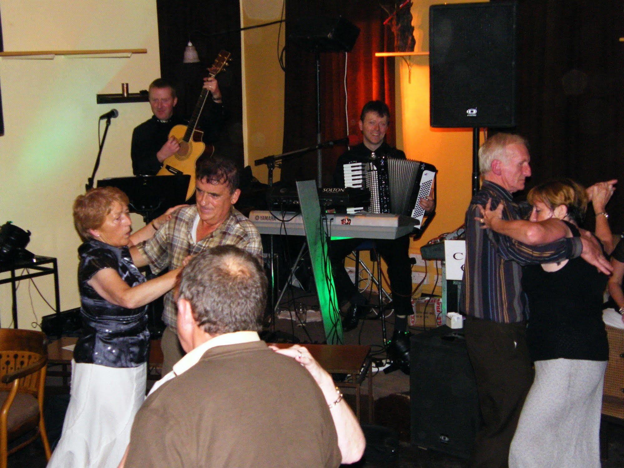 Rathbaun Hotel Lisdoonvarna Bagian luar foto