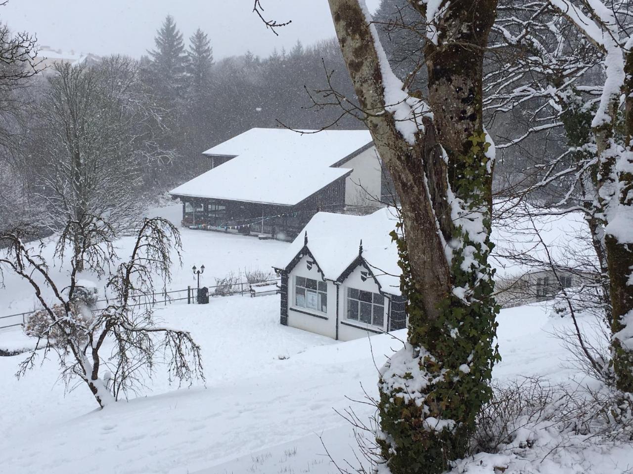 Rathbaun Hotel Lisdoonvarna Bagian luar foto